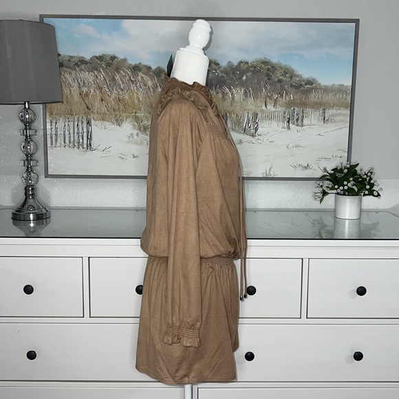 NWT Vertigo Ruffled Smocked Tunic Long Sleeve in Camel / Lightweight Faux Suede - Picture 4 of 14
